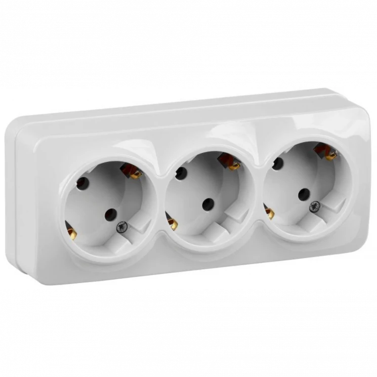 Розетка 3-м ОП GLORY РС23-3-ХБ 16А с заземл. бел. IEK ERH31-K01-16
