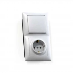 Блок СП БКВР-411 Селена (1-кл. выкл. + розетка с заземл.) бел. Кунцево 8207