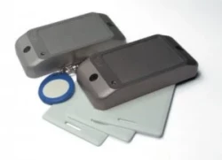 Считыватель карт PR-105
