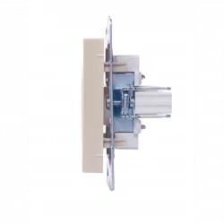 Розетка компьютерная 1-м СП Vesna механизм крем. LEZARD 742-0388-139