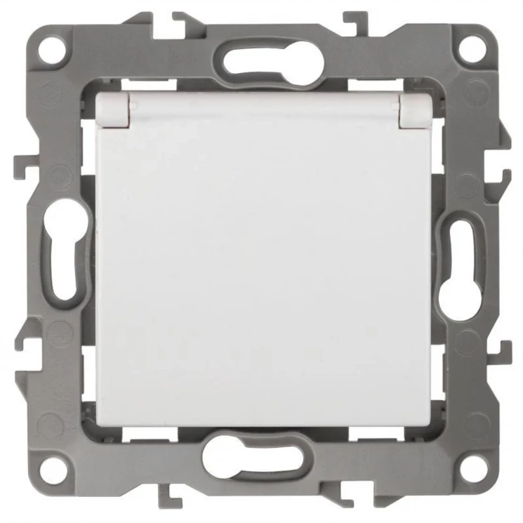 Розетка 1-м СП Эра12 12-2103-01 16А IP20 16AX 250В 2P+E Schuko защ. шторки с крышкой механизм бел. Э