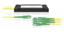 Делитель оптический корпусный трехоконный 1х7 SC/APC