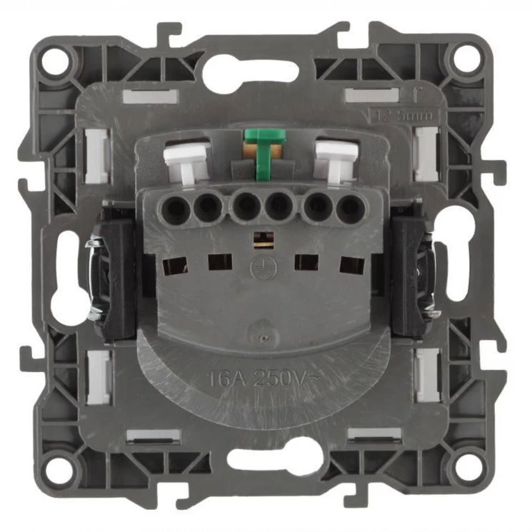 Розетка 1-м СП Эра12 12-2102-01 16А IP20 16AX 250В 2P+E Schuko защ. шторки механизм бел. Эра Б001468
