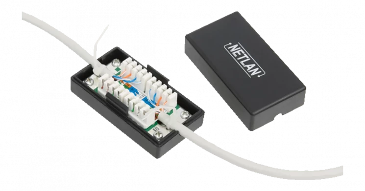 Кабельный соединитель NETLAN IDC-IDC, Кат.5e (Класс D), 100МГц, KRONE, T568A/B, неэкранированный, черный, уп-ка 10шт.