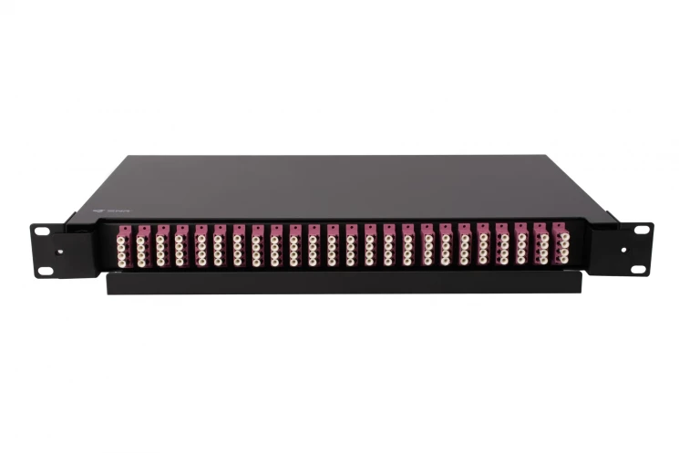 Кросс оптический 19" (ШКОС) на 24 порта LC Quadro, выдвижной, 1U, черный (комплект с розетками и пигтейлами)