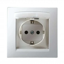 Розетка 1-м СП Simon15 16А IP44 250В с заземл. Schuko защ. шторки с крышкой винт. клеммы бел. Simon