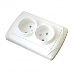 Розетка 2-м СП Маргарита 16А IP20 без заземл. бел. UNIVersal М0102