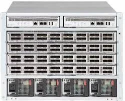 Шасси Arista 7304