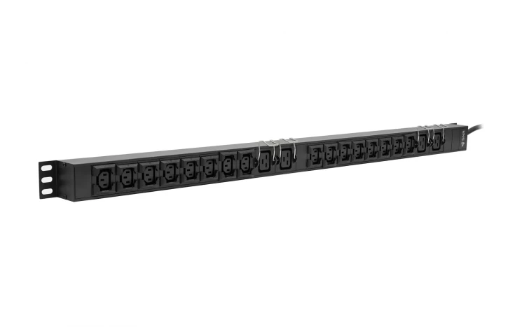 Блок электрических розеток на 16хIEC320 C13 и 4хIEC320 C19, шнур питания 3 м 3x2,5мм2 с вилкой IEC 60309 16A 2P＋E (IP44) 942.0х50.0х44.4мм