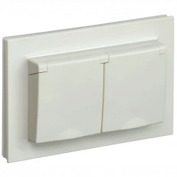 Розетка 2-м СП BRITE РСбш12-3-44-БрКр 16А в сборе IP44 с крышкой беж. IEK BR-R26-16-44-K10-F