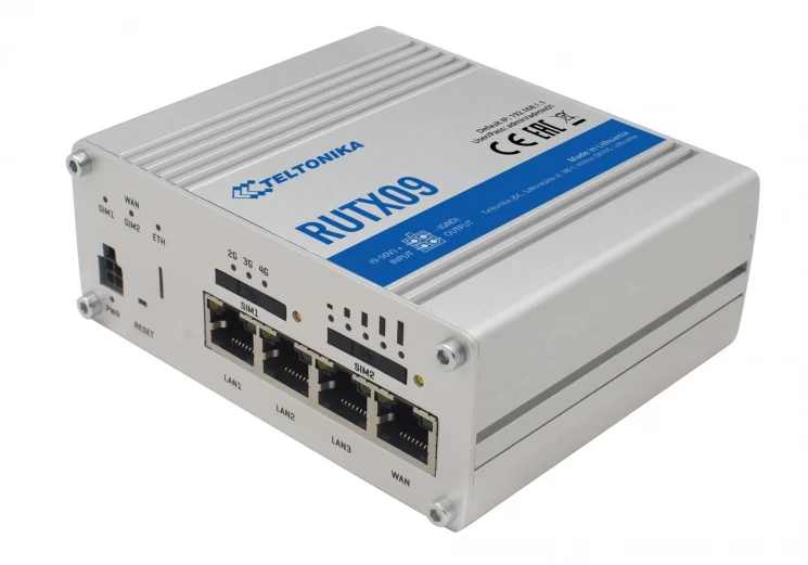 Промышленный 4G маршрутизатор Teltonika RUTX09 (в комплекте 2 х LTE-антенны, GNSS-антенна)