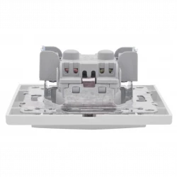 Розетка 1-м СП Минск 16А IP20 с заземл. защ. шторки бел. Basic EKF ERR16-028-100