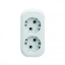 Колодка удлинителя 2-м с заземл. АБС-пластик UNIVersal E302