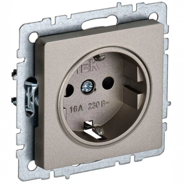 Розетка BRITE РС14-1-0-БрШ 16А с заземл. защ. шторки шампань IEK BR-R14-16-K37