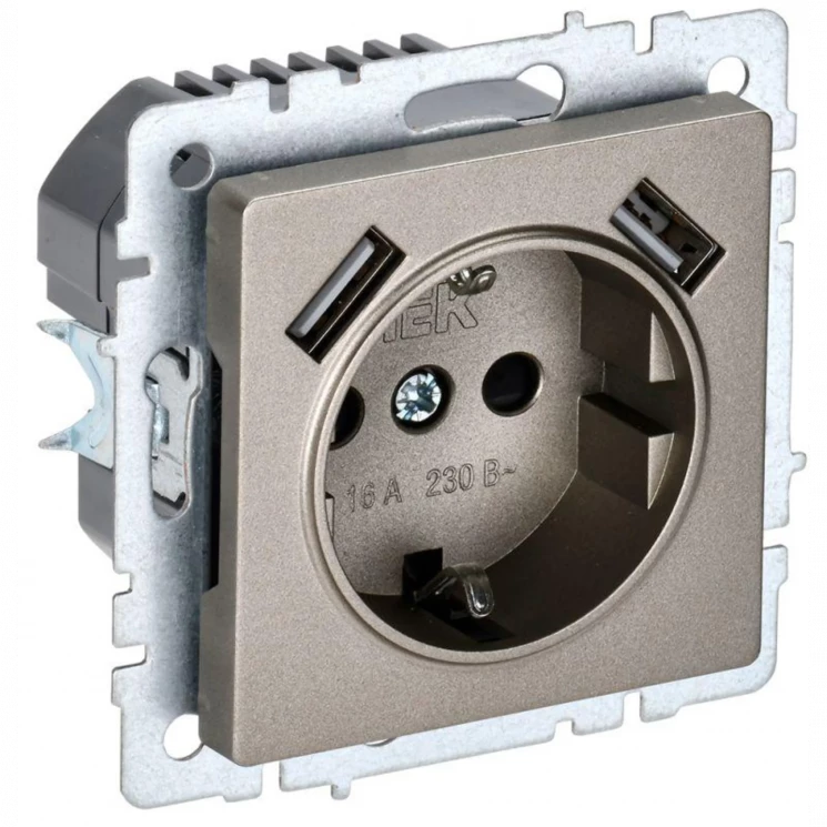 Розетка BRITE РЮш10-1-БрШ 16А с USB A+A 2.1А с заземл. защ. шторки шампань IEK BR-R14-16-U21-D21-K37