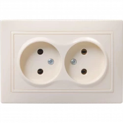 Розетка 2-м СП Кварта 10А IP20 без заземл. без защ. шторок крем. IEK ERK23-K33-10-DM